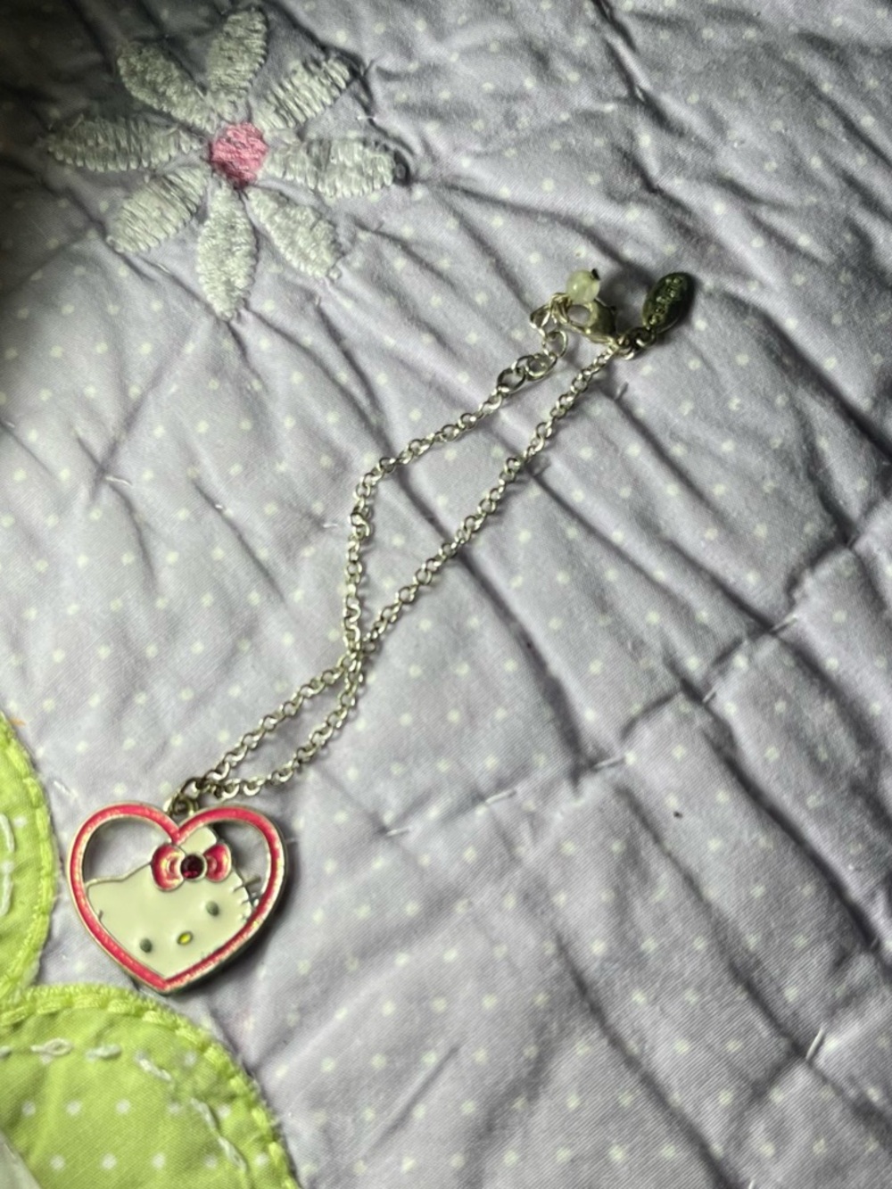 2014 Sanrio Hello Kitty Pink & White Heart Avon Bracelet